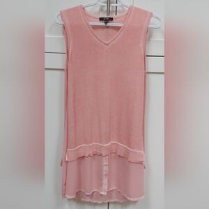 Yest sleeveless pastel pink fooler top.